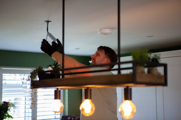 Electrical Outlet Repair in Speedway, IN