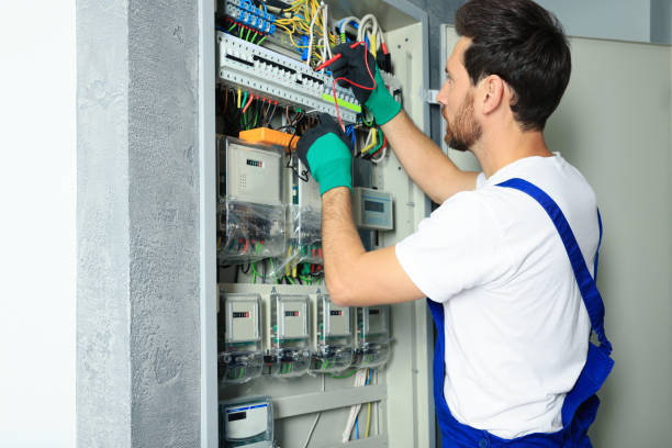 Best Local Electrician Companies  in Speedway, IN